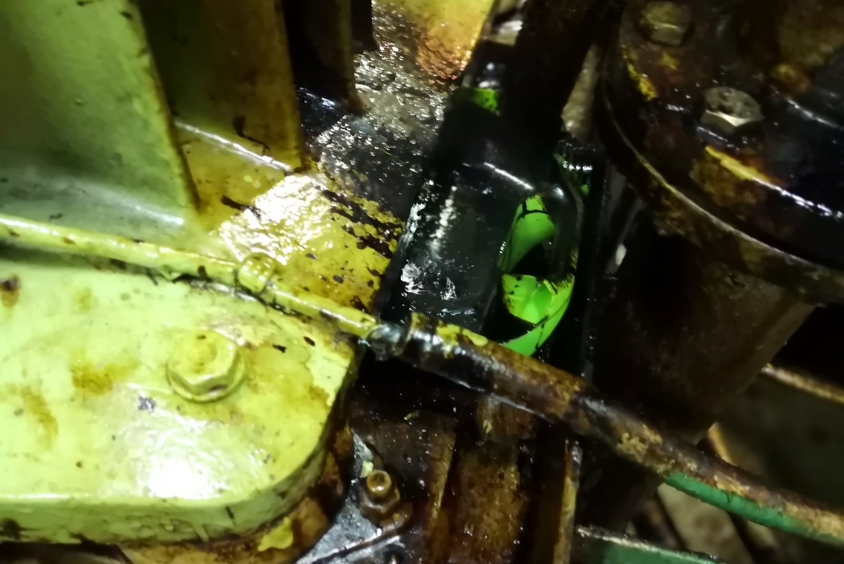 Fuel oil purifier condition inspected during technical vessel audit
