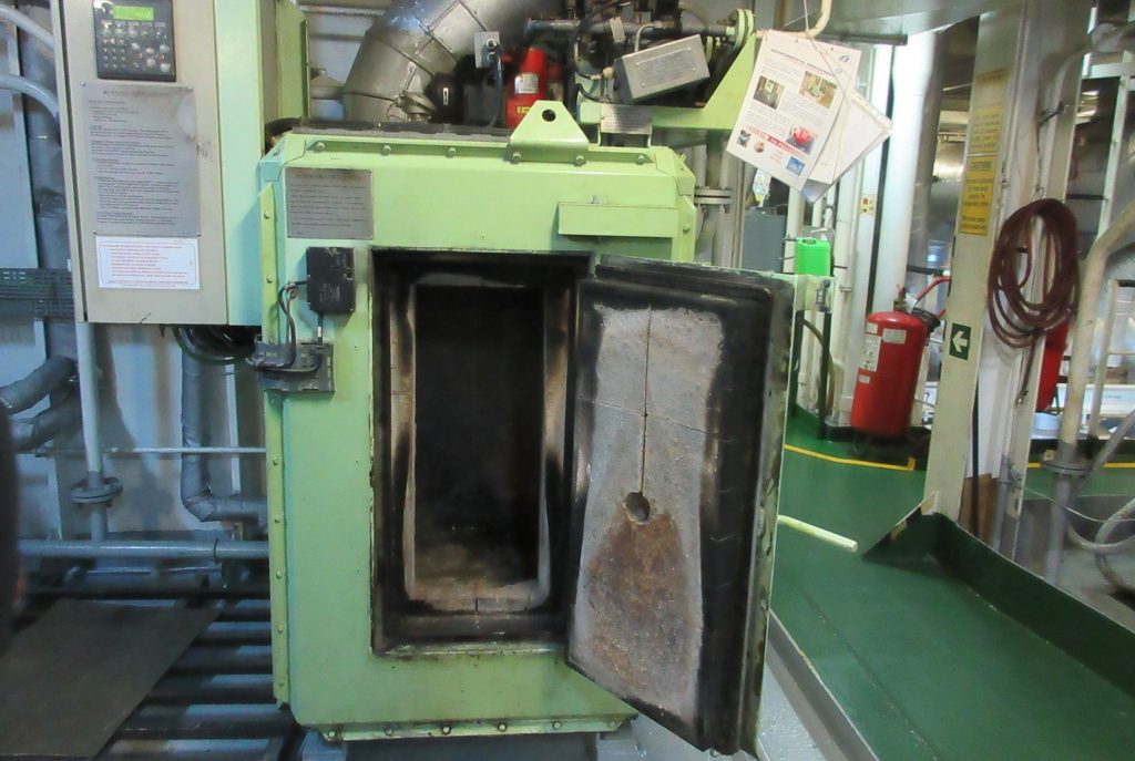 ship-inspector-spain-garbage-management-onboard