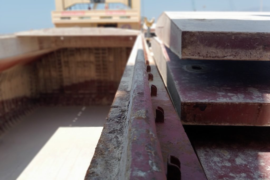ultrasonic-hatch-cover-test-spain