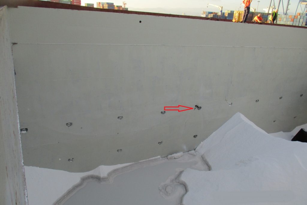 Wet soda ash and location of structural damage inside cargo hold No. 2.